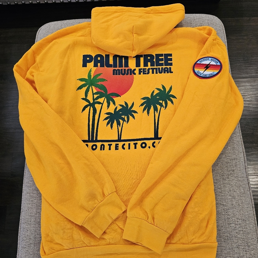 Yellow Palm Montecido Pullover 2025